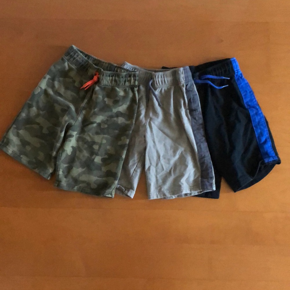 Bundle of Boys Size S (6/7) Circo Shorts